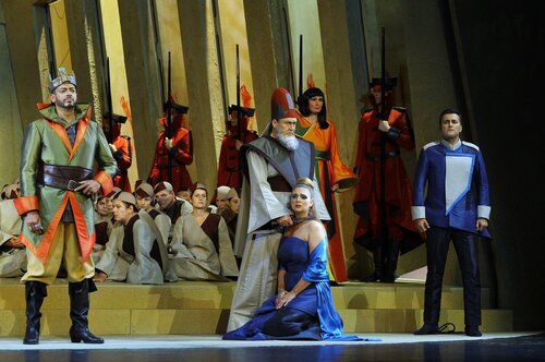 Přeji si jít na operu