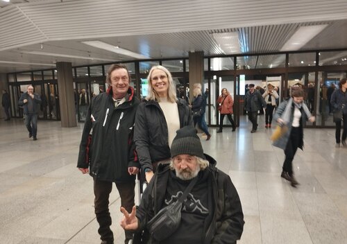 Přeji si jít na rockový koncert